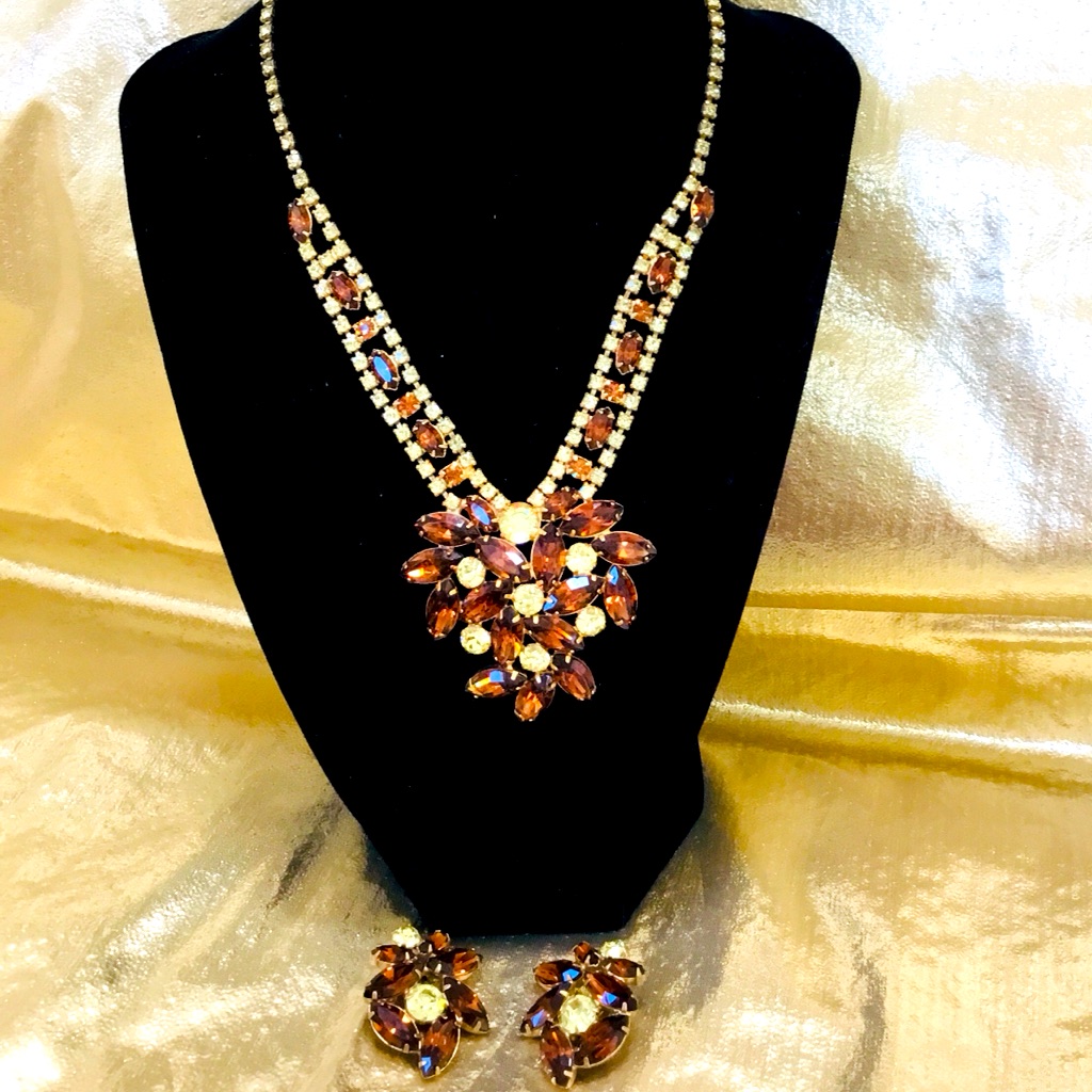 Estate Sale Jewelry Sets
